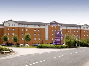 Premier Inn Castleford (Xscape, M62 J32)