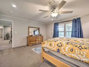 Updated Tuskahoma Cabin w/ Fire Pit & Deck!