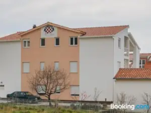 Apartment Lena