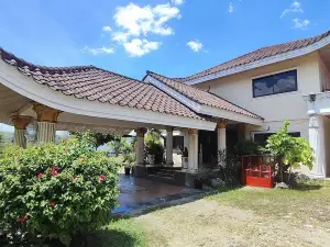 Verano Guest House Bohol