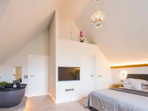 Honeybuzz Barn - Stunning 4-bed Rural Paradise
