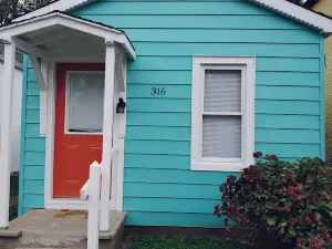 The Wee House is a shotgun house that is remodeled with a view of the Ohio river