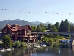 Weasku Inn