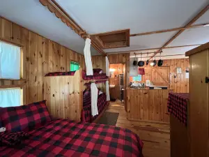 Mountain Therapy (Access to Moosehead Lake