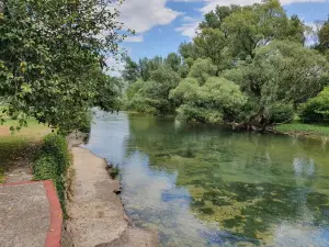 อพาร์ทเมนต์แฮปปี้