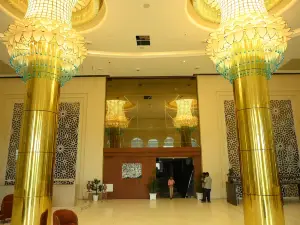 มณีรัตน์ รีสอร์ต