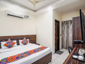 Fabhotel 17 Suites