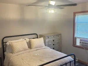 Cozy 2-bedroom house with AC near Letchworth State Park The Limestone House