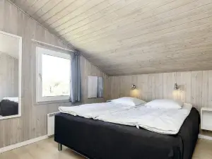 14 person holiday home in Blokhus-By Traum