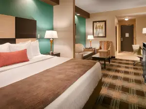 中庭貝斯特韋斯特優質套房酒店