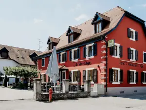 Logis Hôtel Au Lion Rouge