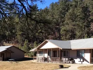 Elk Creek Resort