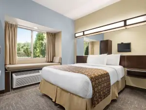 ไมโครเทล อินน์แอนด์สวีทส์ บายวินด์แฮม วูดสต็อค/แอตแลนตานอร์ท