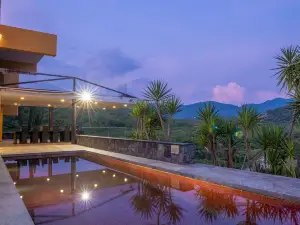 Casa Ave del Risco (Villa Con río y Cascada Al Interior)