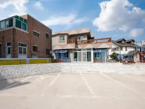 Samcheok Jangho Good Morning Pension