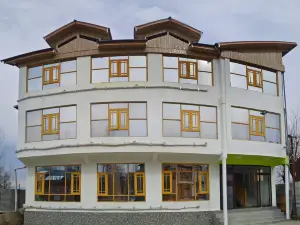 Hotel Gulmarg GS Residency