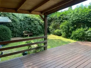 Ruim Privacyvol Chalet Met Overdekt Terras