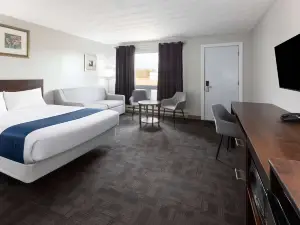 Travelodge by Wyndham Cochrane