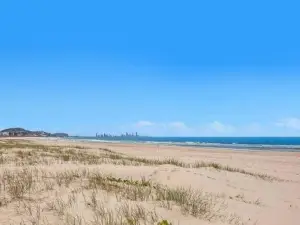 Absolute beachfront apartment!
