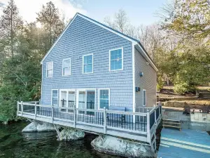 Maidstone  VT<br><br>Great location Majestic Maidstone Lake VT<br> 5 Bedroom retreat