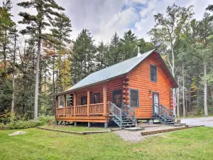 Cozy, Rustic Adirondack Riverfront Log Cabin, Rapids, Near Horse and Atv Trails