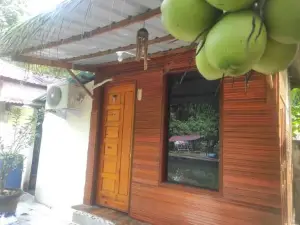 Air Manis Secret Surfcamp