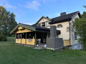 Large Cozy Villa Between Stockholm and Oslo