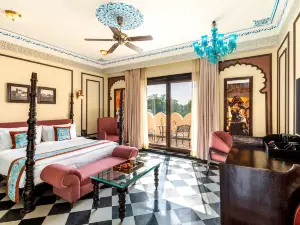 Kesarbagh Palace