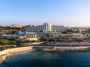Salini Resort