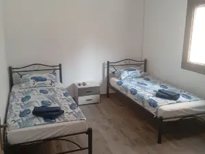 네아 브라스나 선 하우스
