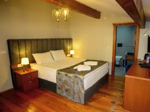 Ahiska Palas Otel