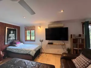 Seehorse Meadows, a Farm Stay in Churchable!