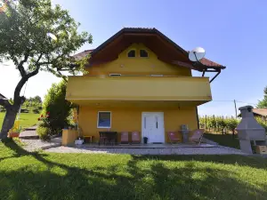 Apartments Vinska Trta