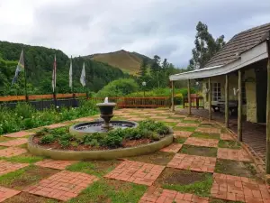 Gooderson Leisure Mountain View Cottages Self Catering and Timeshare Resort