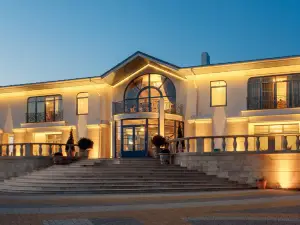Villa Romanov Wine Club & SPA  (Вилла Романов Вайн Клаб & СПА)