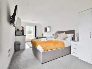 Stunning Studio in Converted Building