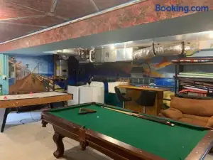 The Lighthouse-3 Bedroom with Casino Pier Gameroom