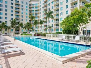 Modern Bedroom in Great Condo! Beach Pass Incl!