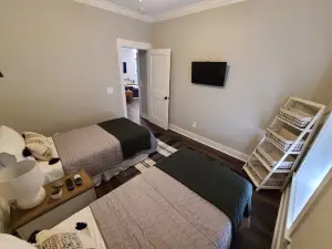 Emma's View On Lay Lake<br>SUMMERTIME ON LAY LAKE IS THE BEST!!☀️