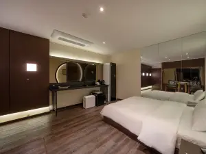 Tourist Hotel INK