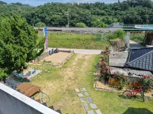 Naeseongcheon Pension (Private House Stay)