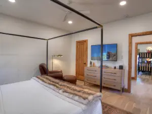 BHA - Luxury A-Frame