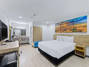 Days Inn by Wyndham McKinney