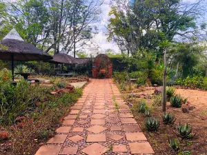 Shangri-La Country Hotel & Spa