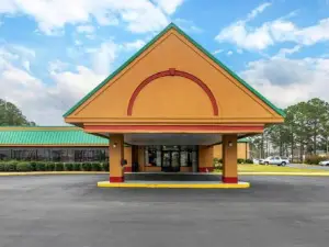 Travelers Inn By OYO US-441