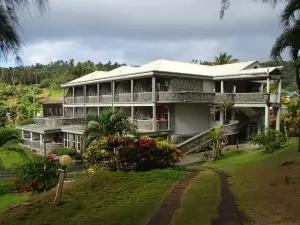 Spring Gardens Resort