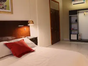 Eclat Suites Hotel Boutique
