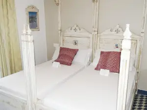 Hostal Boutique Tolox Sierra Nieves