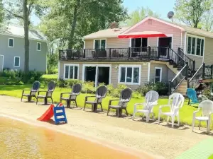 Lake Living, sit back and relax!