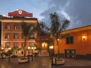 ブォーノ ホテル